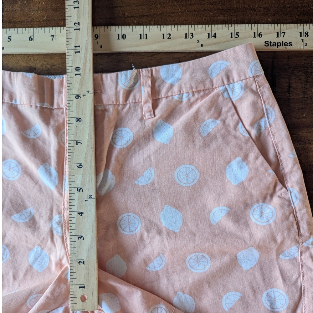 Old Navy Everyday Shorts Peach White Lemon Citrus Print Womens 8 Preppy Pastel - Picture 5 of 7